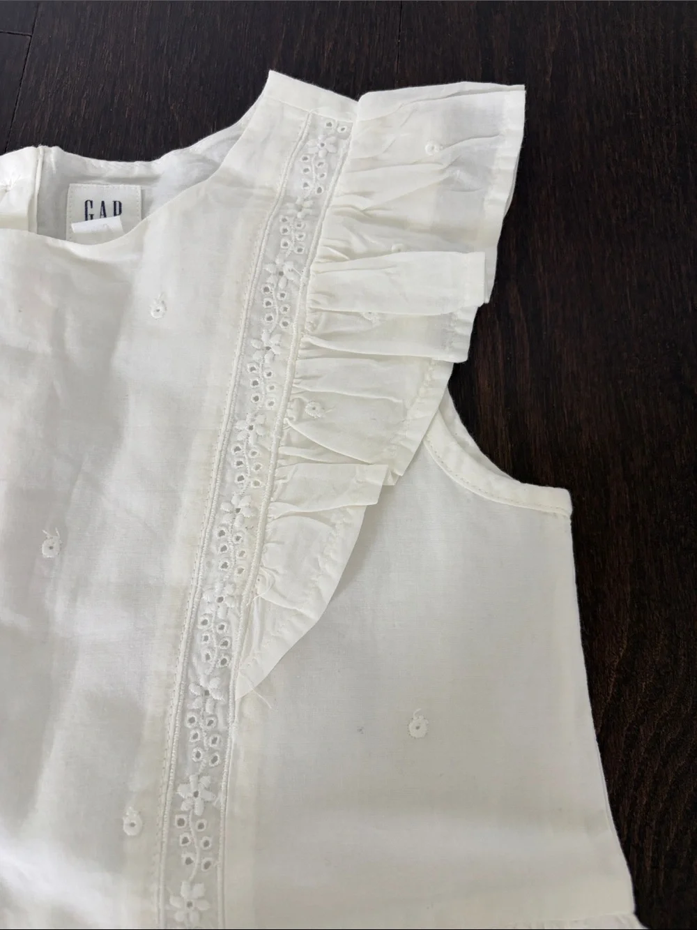 GAP Kids Girls White Eyelet Ruffle Dress NWT Small S 6-7